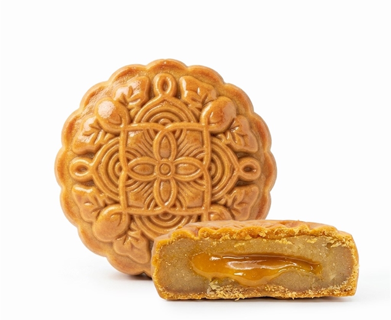 Bánh trung thu sầu riêng trứng muối tan chảy 